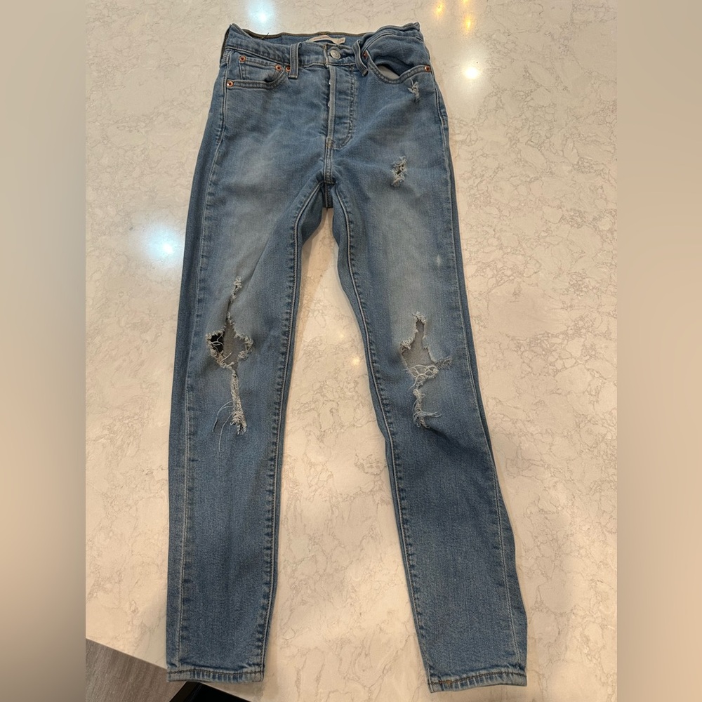 Levi’s skinny wedgie jeans size 26